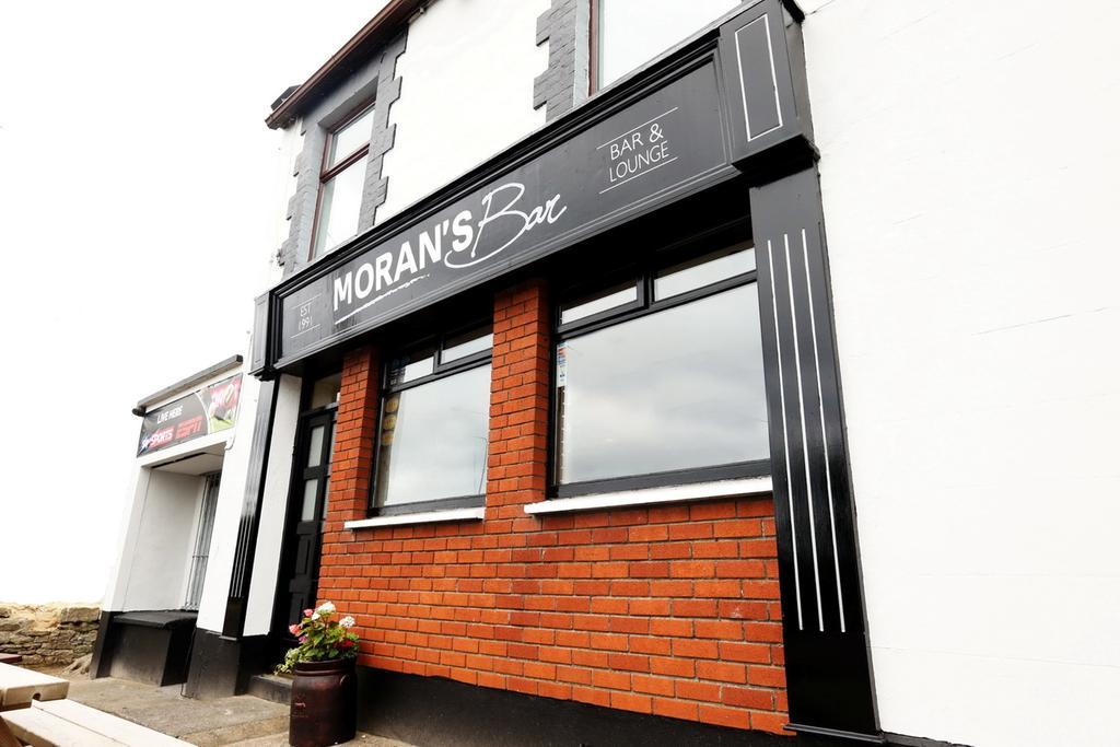 Moran'S Bar & B&B Grange  ภายนอก รูปภาพ